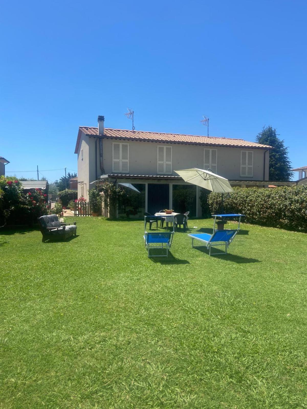 Casa Ariel Villa Lucca Exterior photo